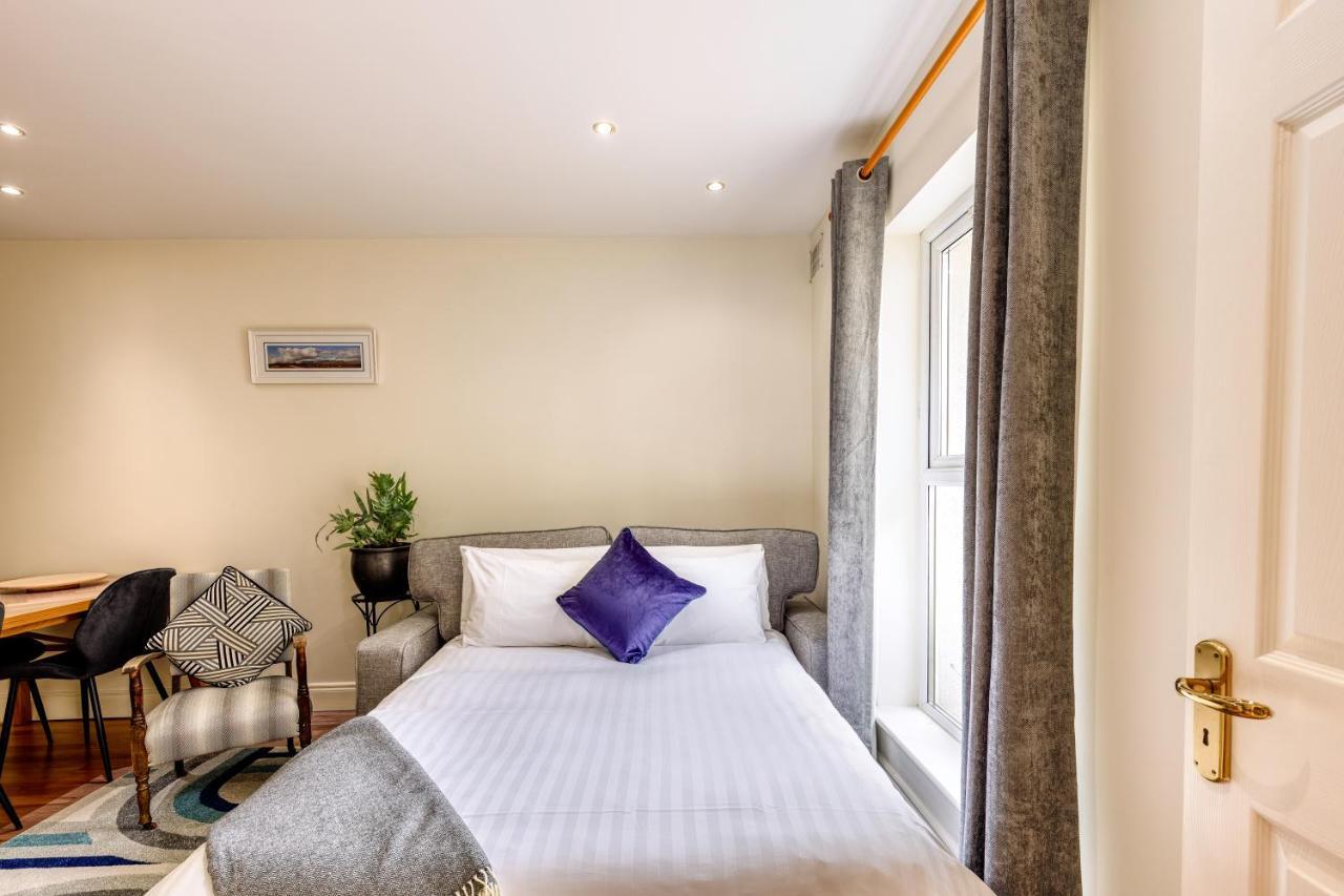 The Herons Rest Townhouse B&B Galway Exterior photo
