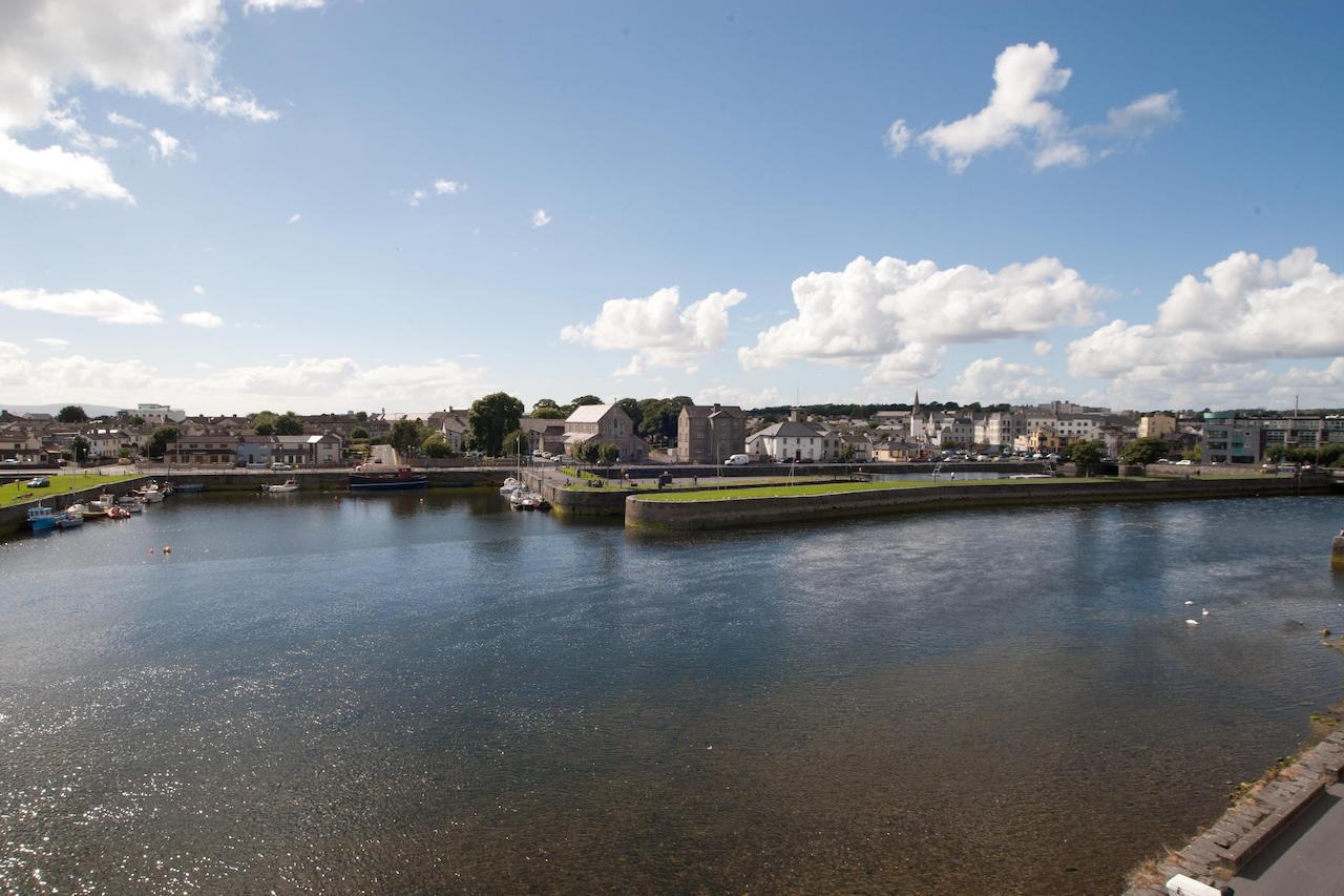 The Herons Rest Townhouse B&B Galway Room photo