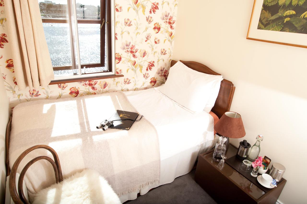 The Herons Rest Townhouse B&B Galway Room photo